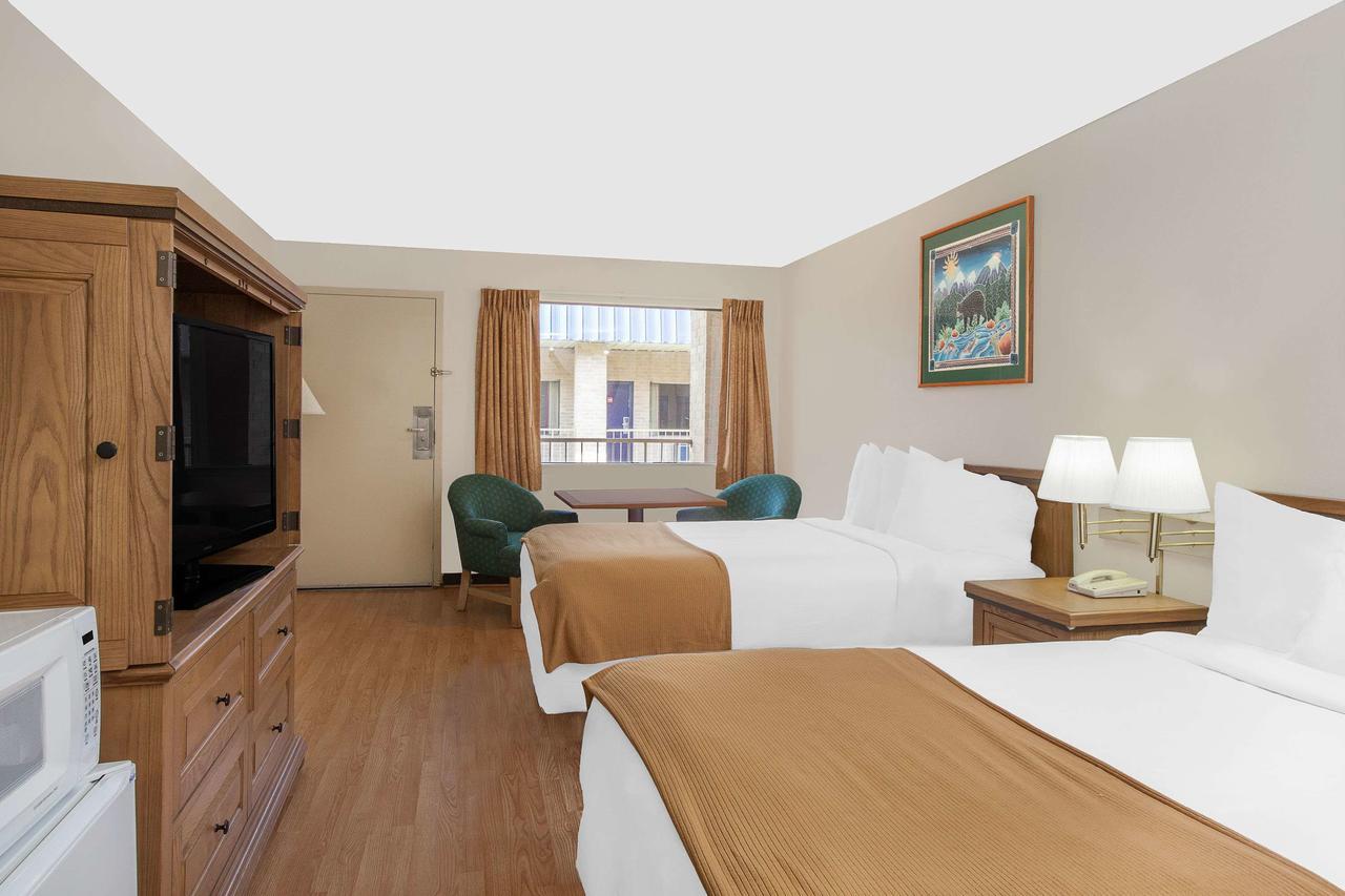 Knights Inn Crockett 外观 照片